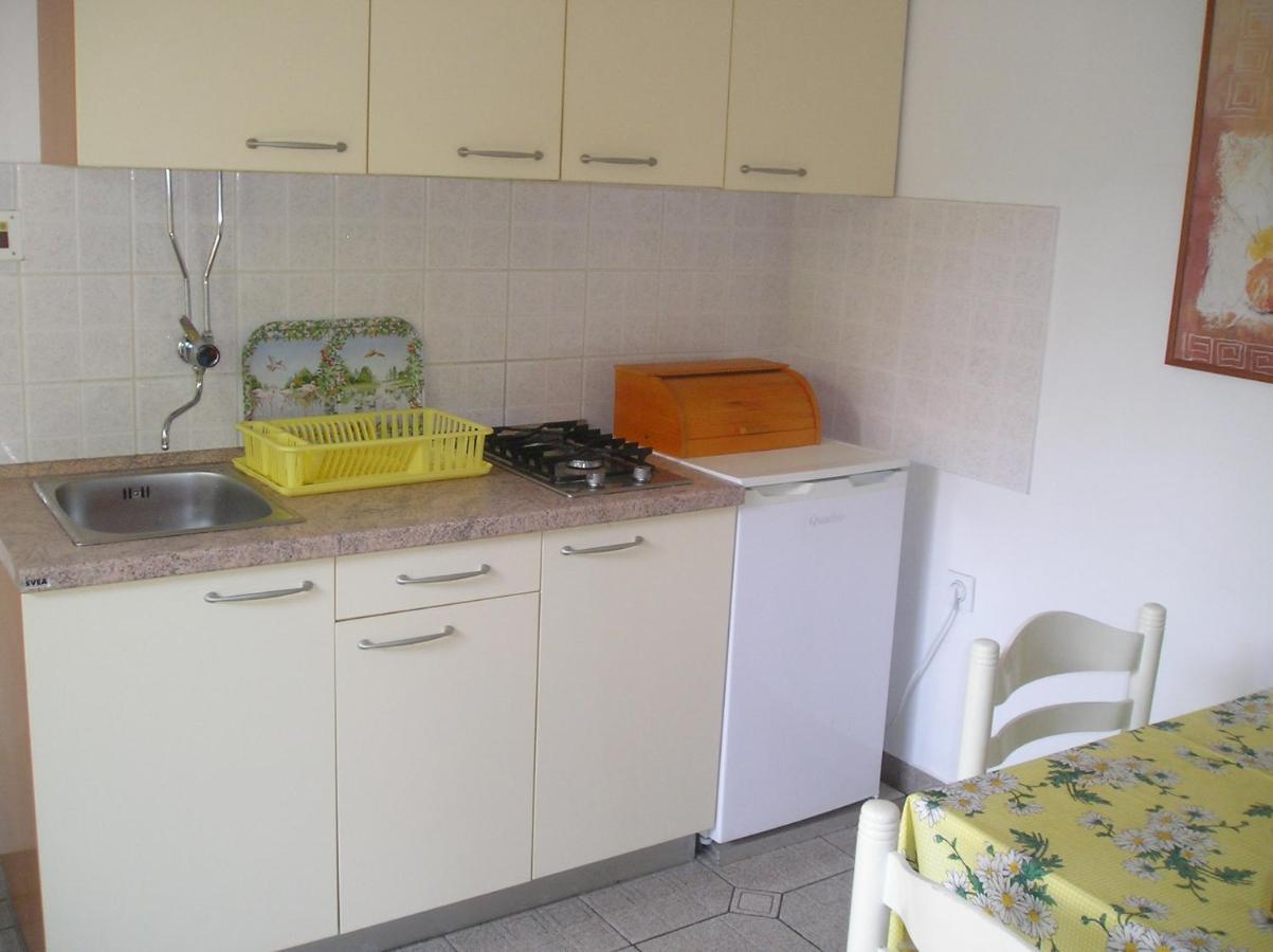 Family Apartments Ankica Цриквеница Экстерьер фото